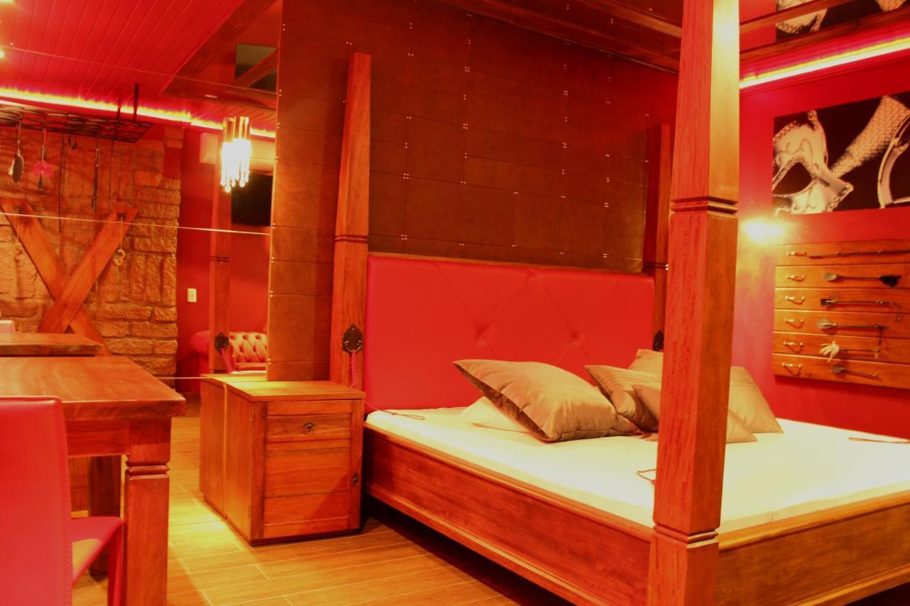 Motel Casa De Pedra Caràzinho Eksteriør billede