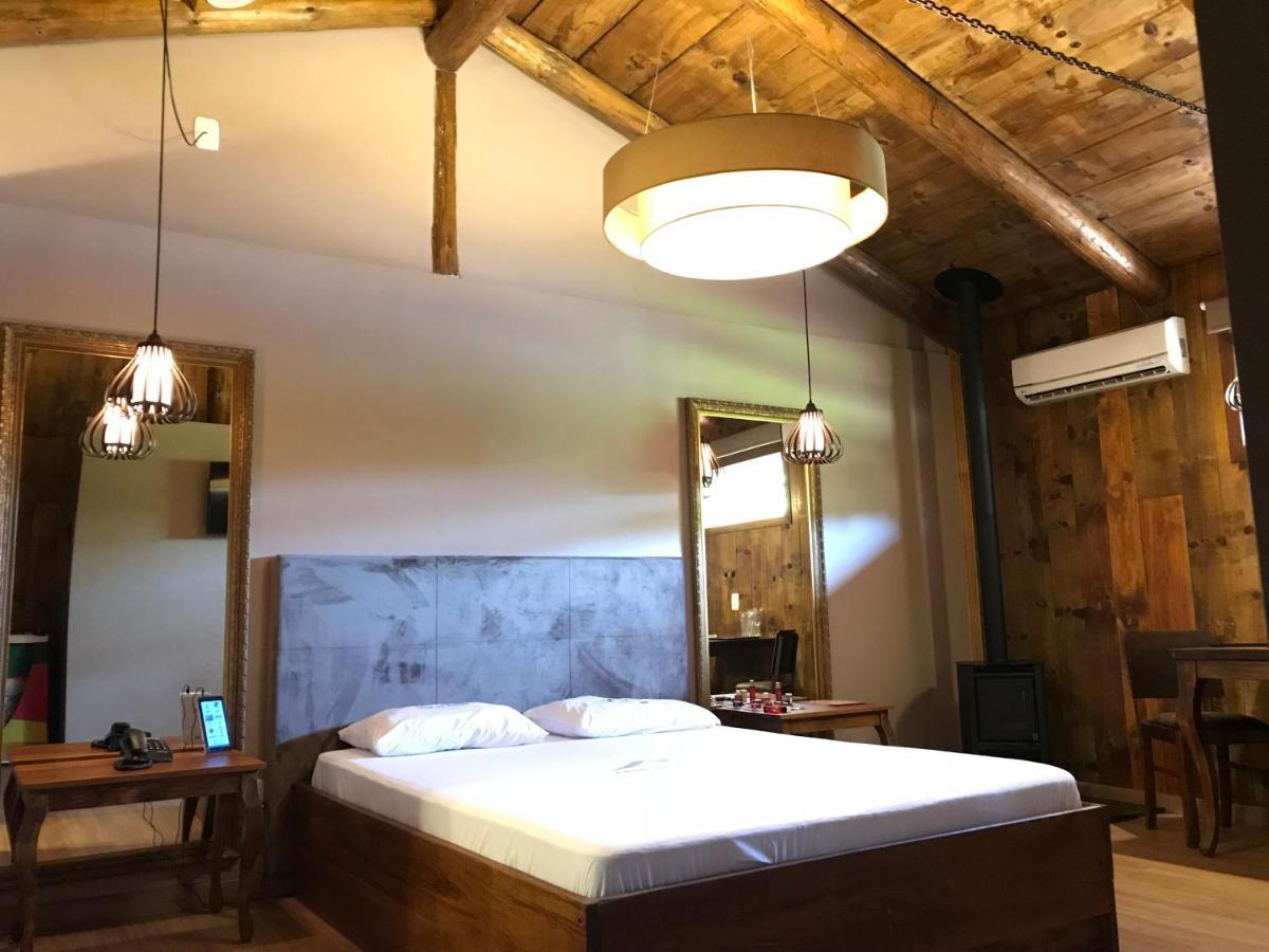 Motel Casa De Pedra Caràzinho Eksteriør billede